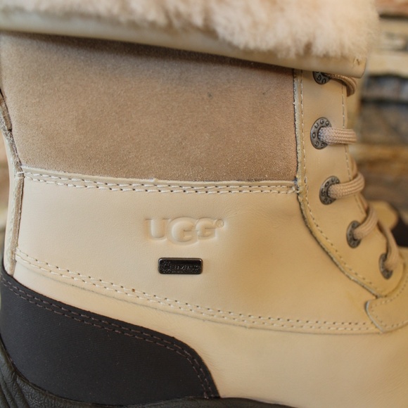 UGG ADIRONDACK II WATERPROOF WINTER BOOTS - Picture 4 of 6